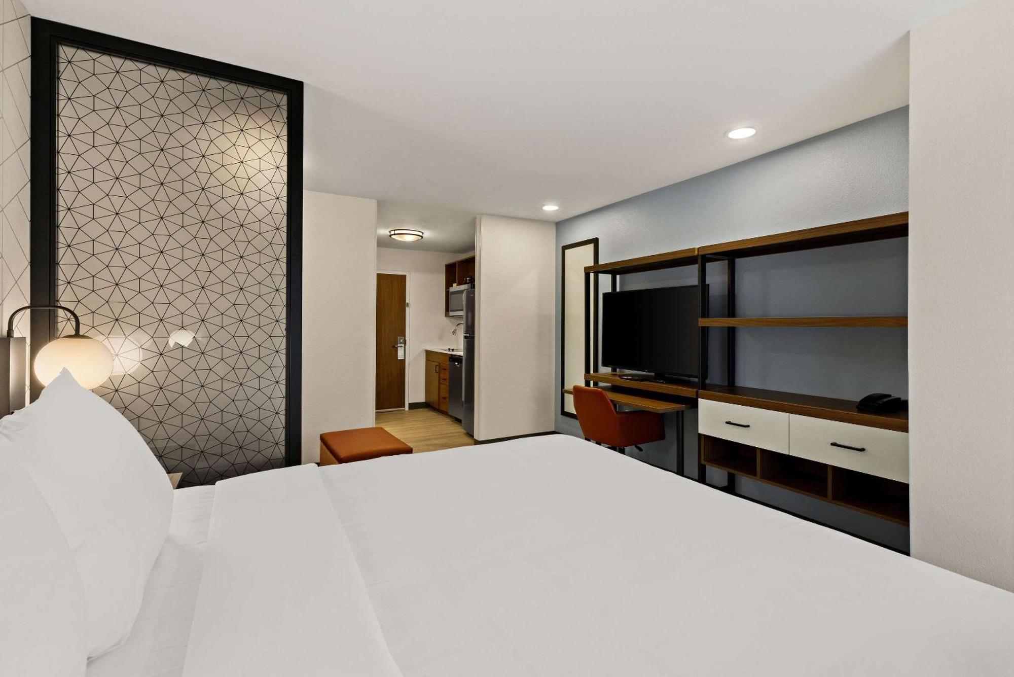 Everhome Suites El Paso Airport Near Fort Bliss Loma Terrace Exterior foto