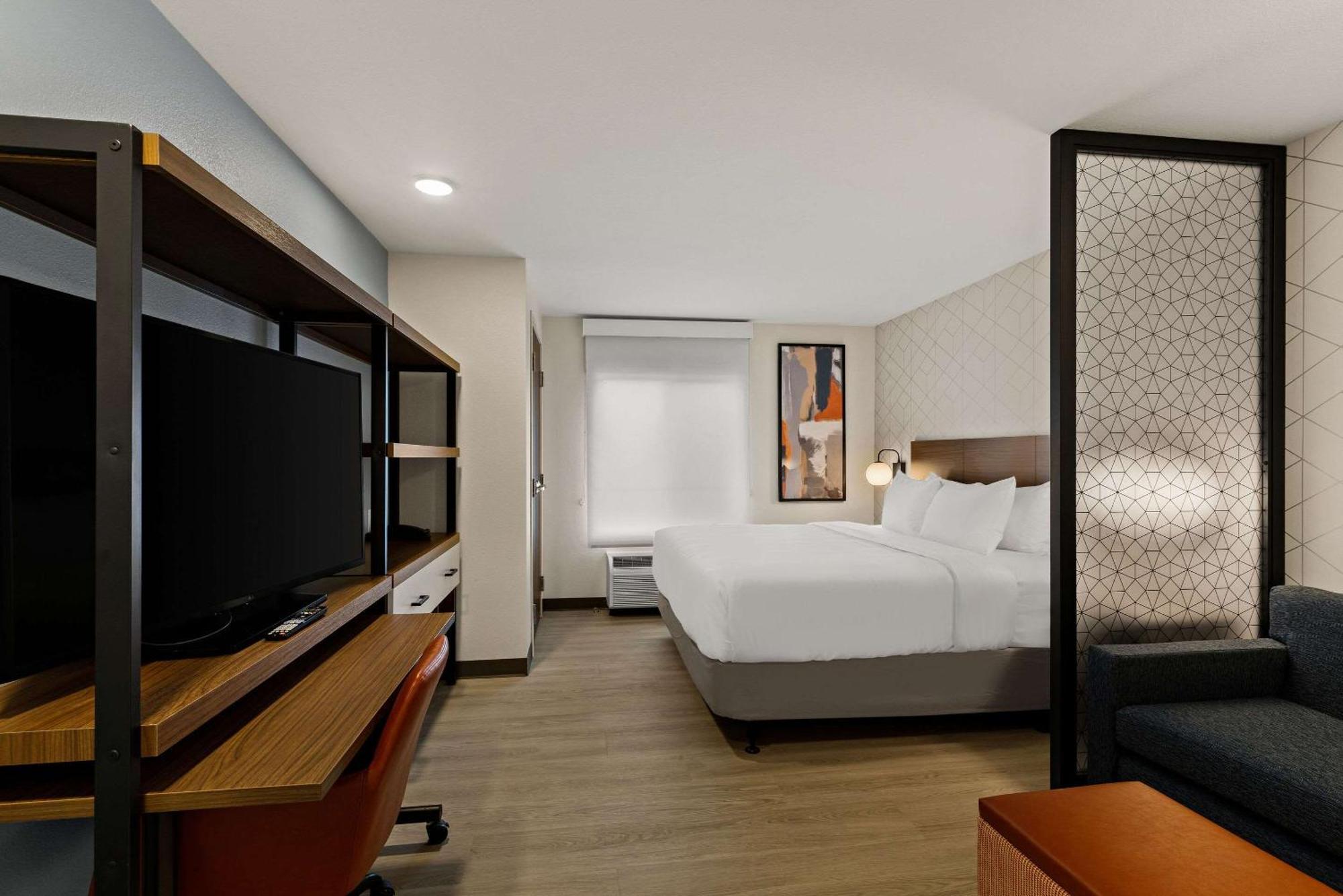 Everhome Suites El Paso Airport Near Fort Bliss Loma Terrace Exterior foto